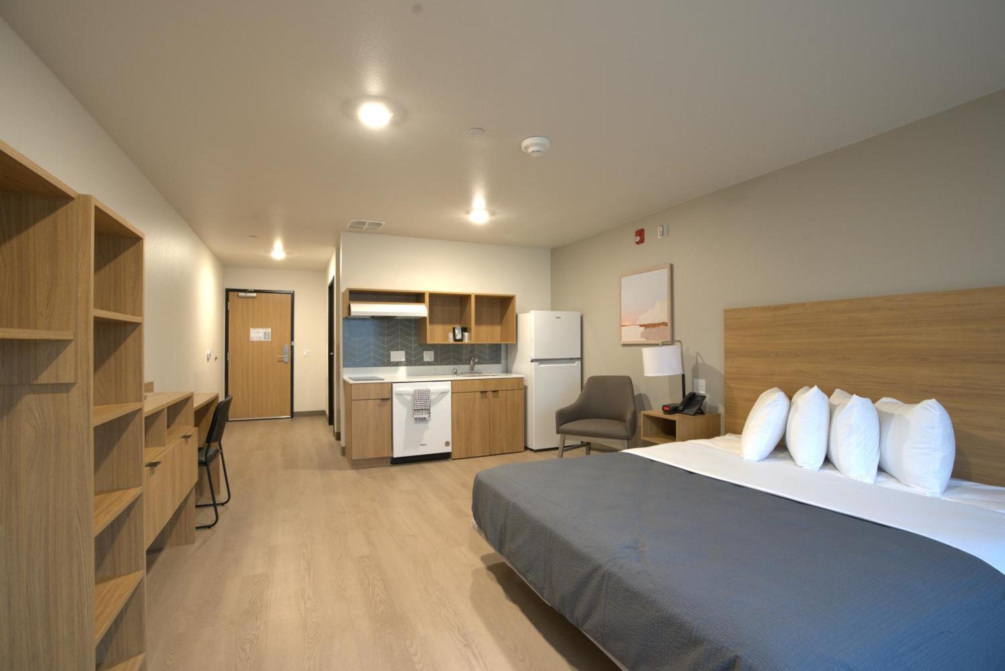 Livaway Suites Tri-Cities-Richland Eksteriør billede