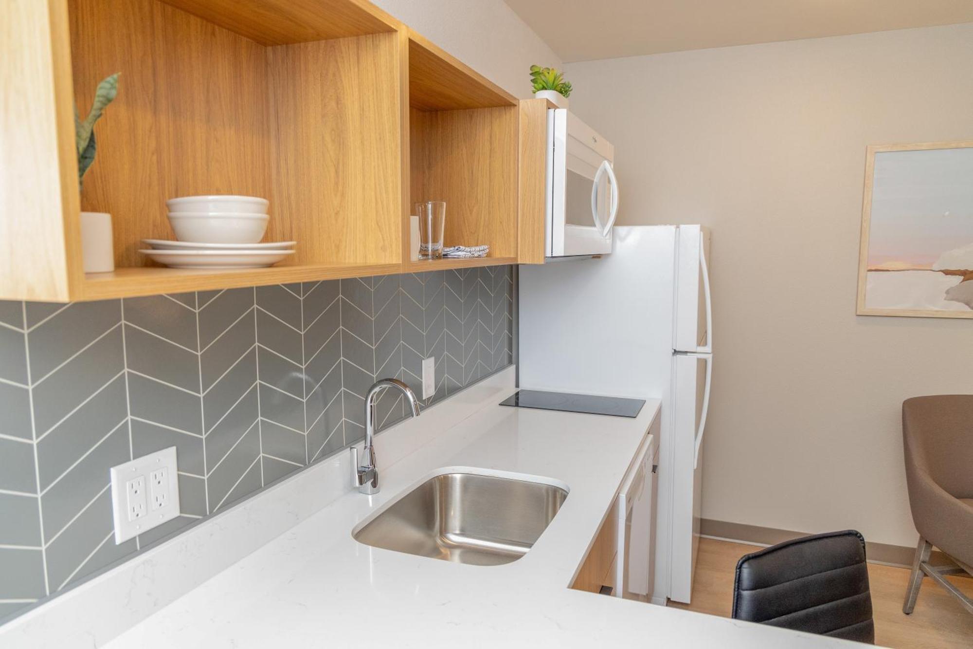 Livaway Suites Tri-Cities-Richland Eksteriør billede